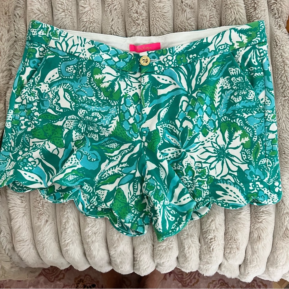Lilly Pulitzer Buttercup Shorts EUC